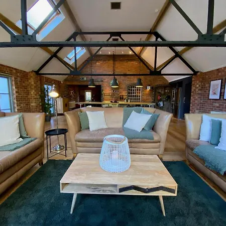 Stunning 3Bd Character House Near Coleshill Villa Birmingham Exterior photo