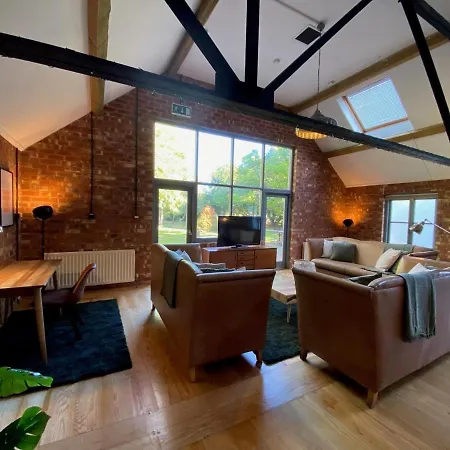 Stunning 3Bd Character House Near Coleshill Villa Birmingham Exterior photo