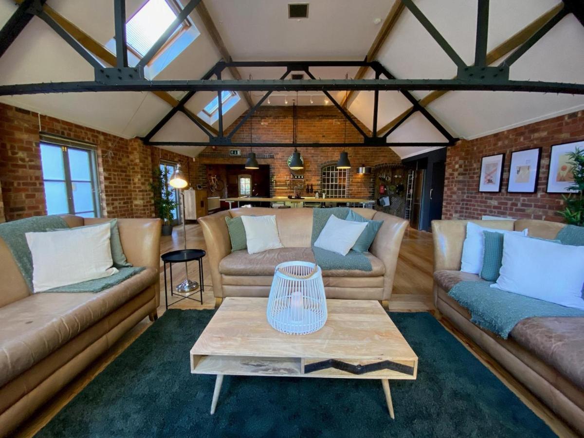 Stunning 3bd Character House Near Coleshill *
